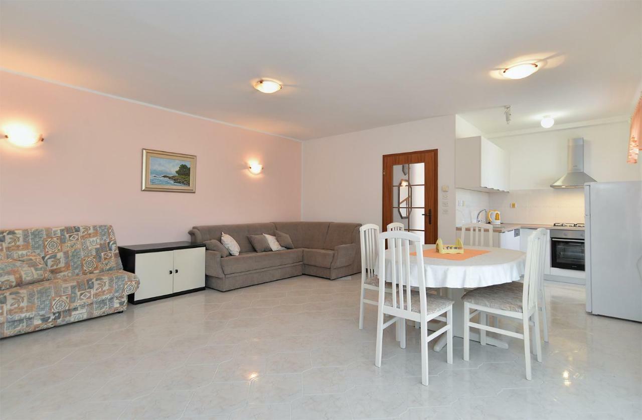 Apartment Gracijela 827 เมดูลิน ภายนอก รูปภาพ