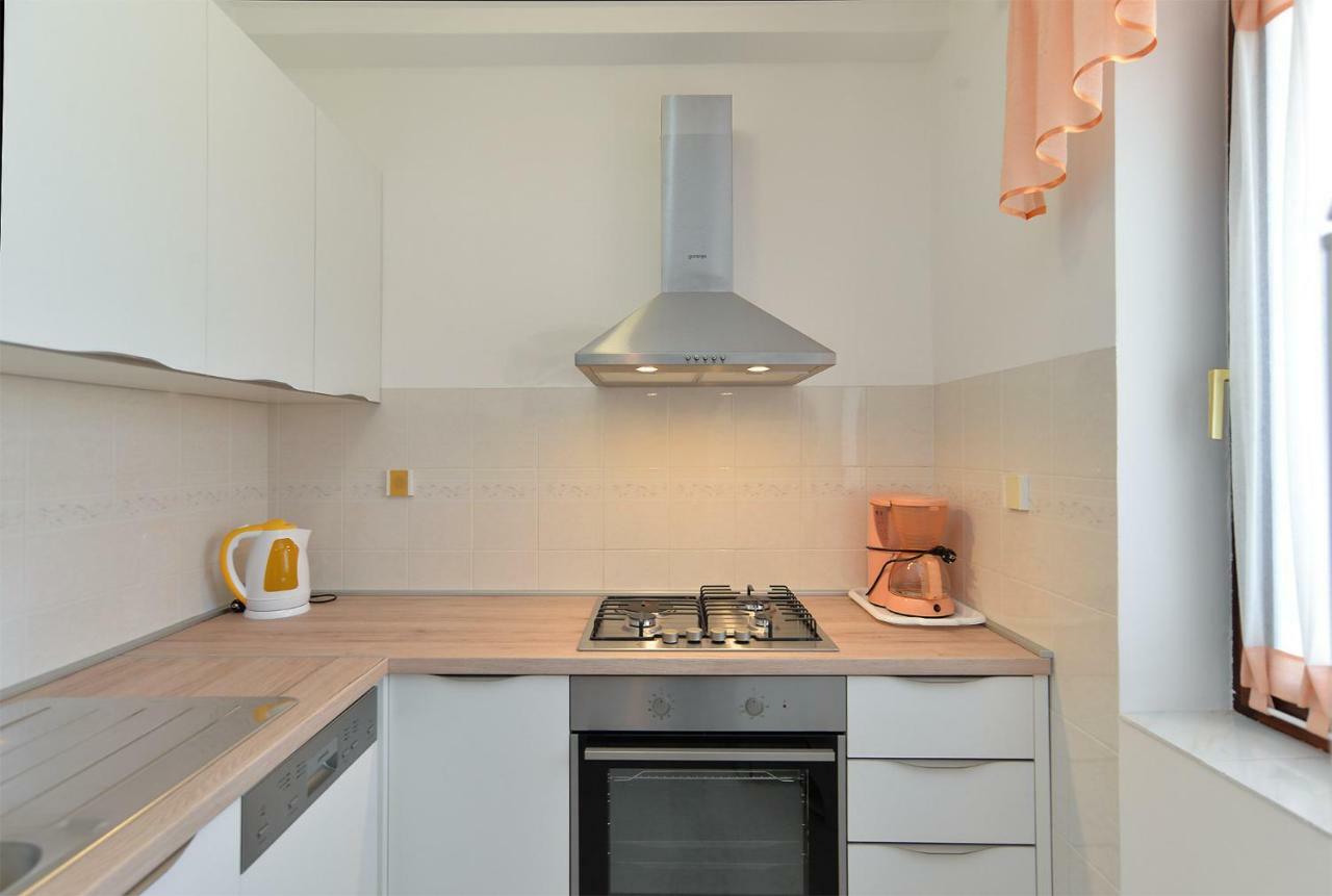 Apartment Gracijela 827 เมดูลิน ภายนอก รูปภาพ